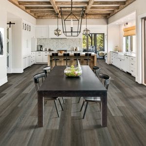 Dining room with laminate flooring | Flooring 101